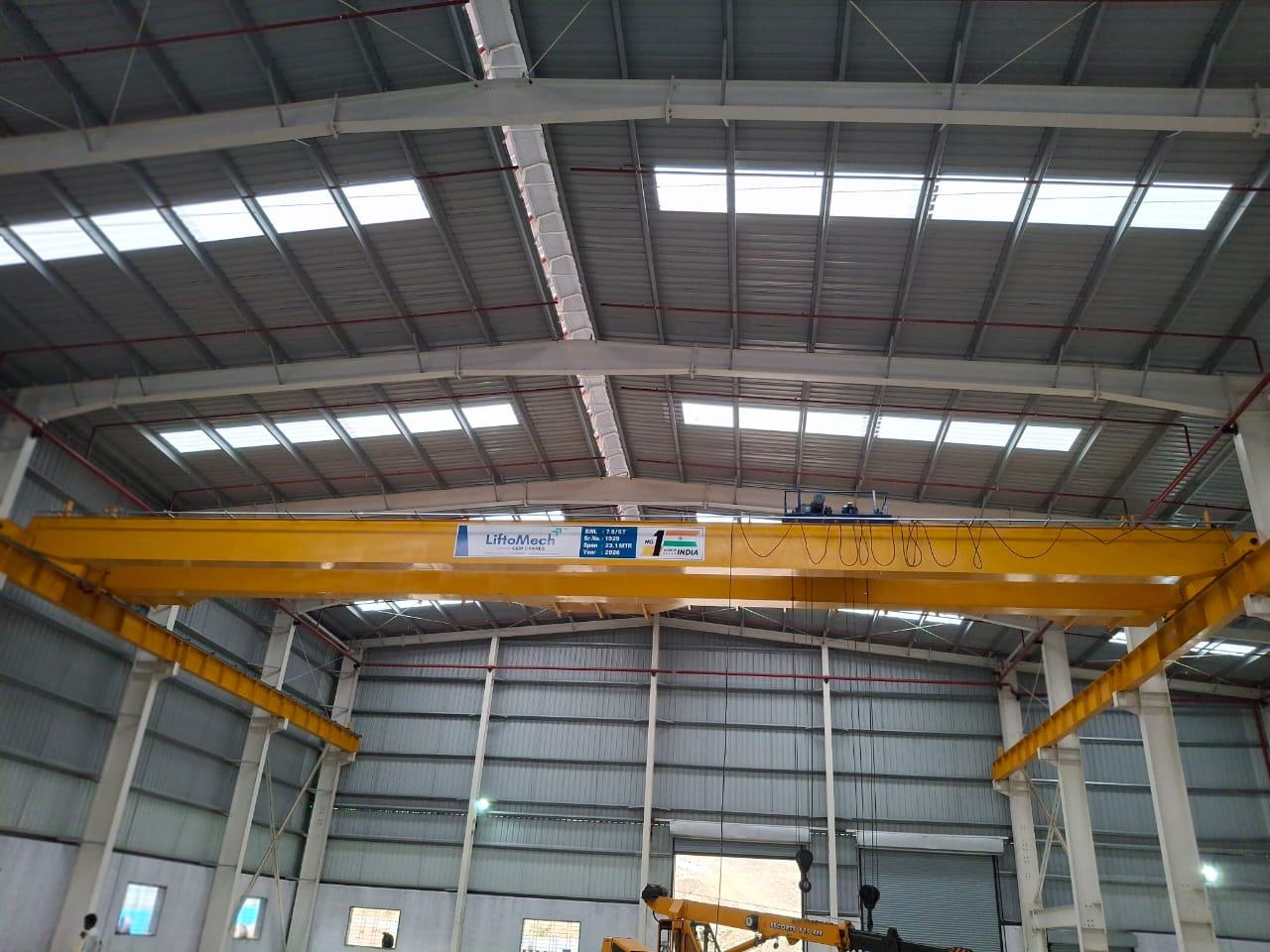 LiftoMech double girder EOT crane, 7.5/5 t SWL, installed in an industrial shed